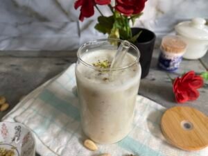 Dry Fruits Banana Smoothie Recipe - Healthy Summer Drink